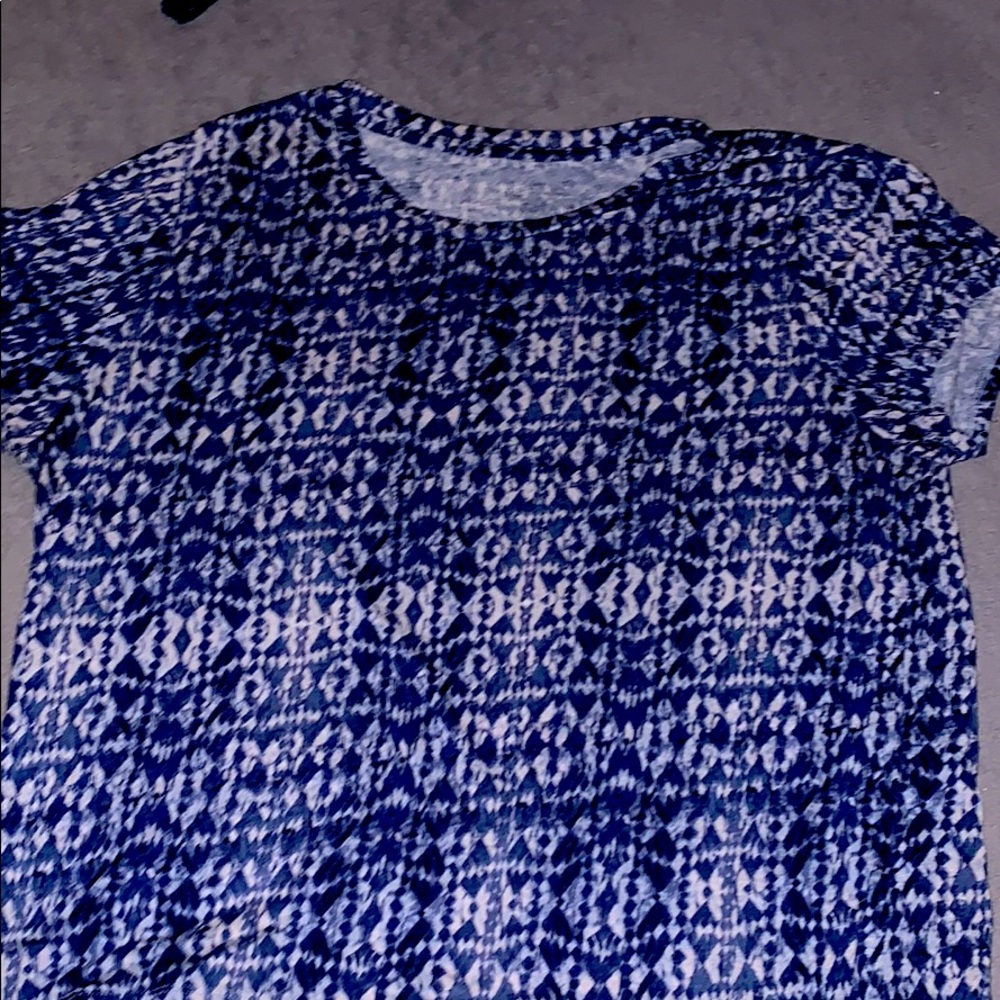 aeropastele blue and white tee cool design